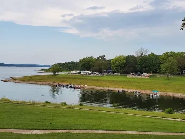 Osage Bluff campground